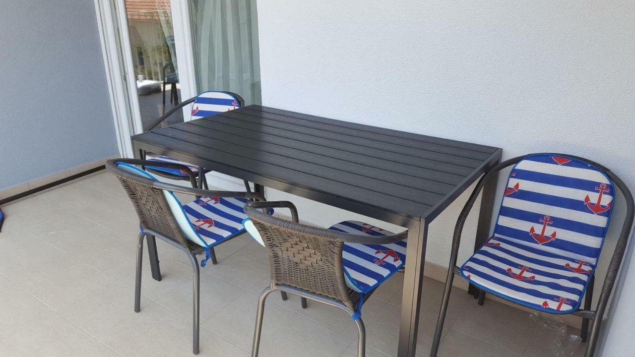 Apartman Lika ซาดาร์ ภายนอก รูปภาพ